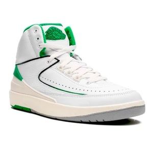 AIR JORDAN 2 RETRO LUCKY GREEN SZ (6) GRADE SCHOOL/BIG KIDS